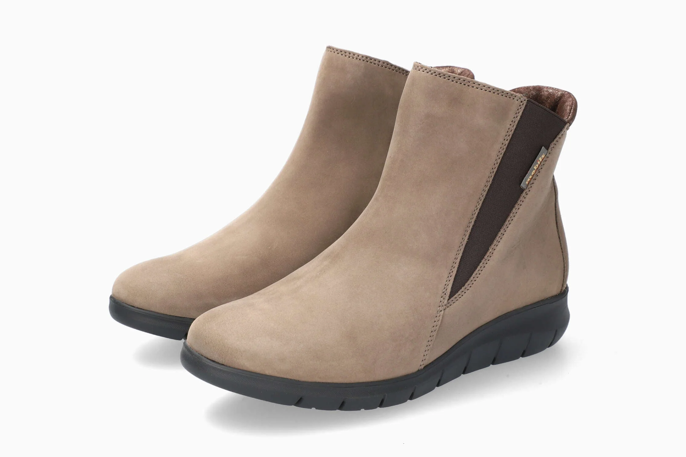 Idilia - Walnut | M5TV - Image 2