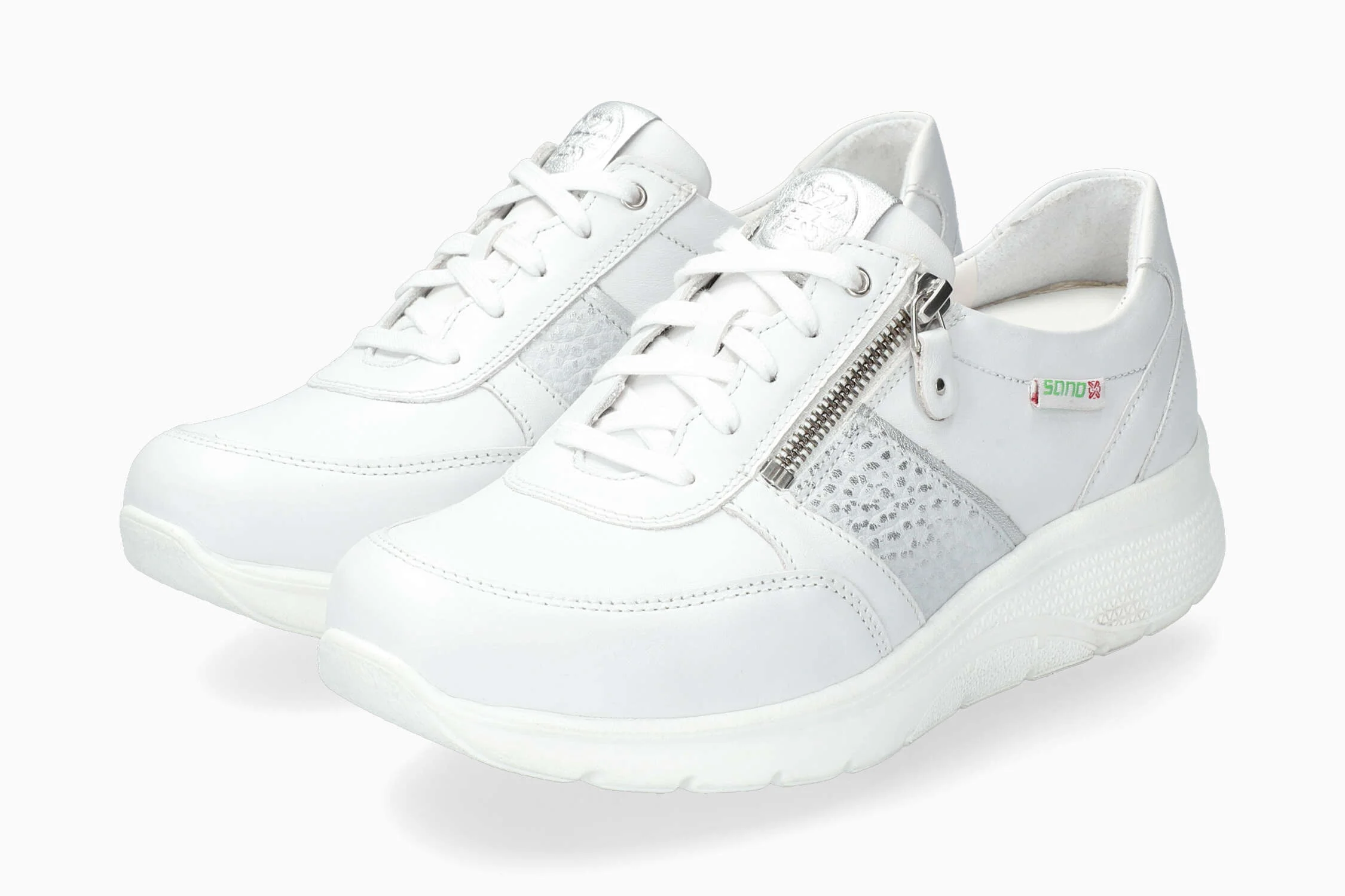 Izae - White | M8WR - Image 2